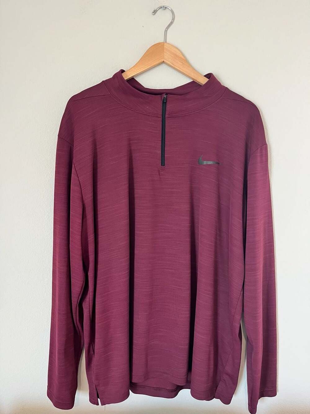 Nike, Dri-FIT Men's 2XL, 1/4 Zip Long Sleeve, Maroon, Performance, Loose Fit